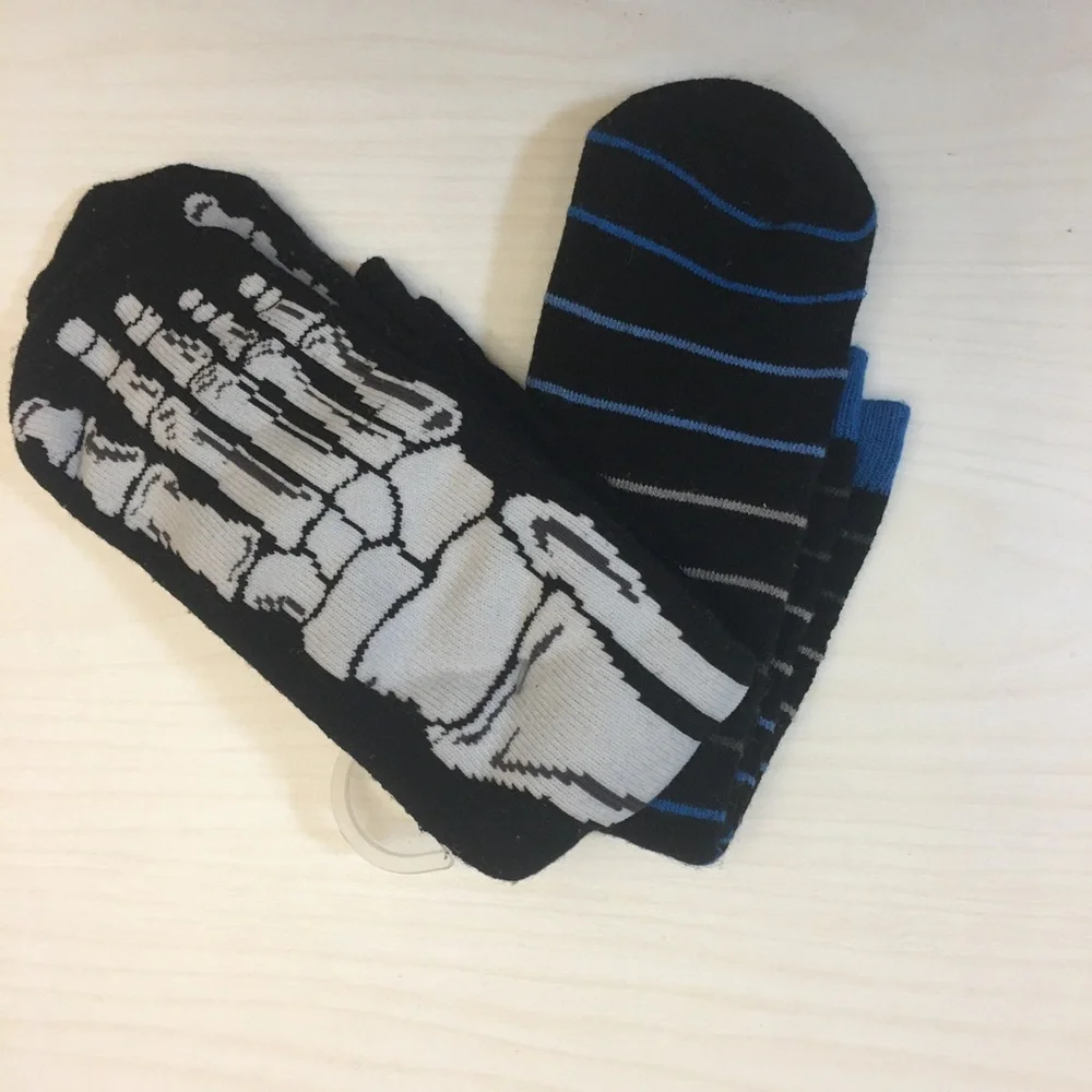 NWOT Skeleton Slipper Socks